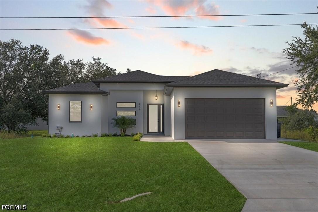 442 Redwing St., Lehigh Acres, FL 33974