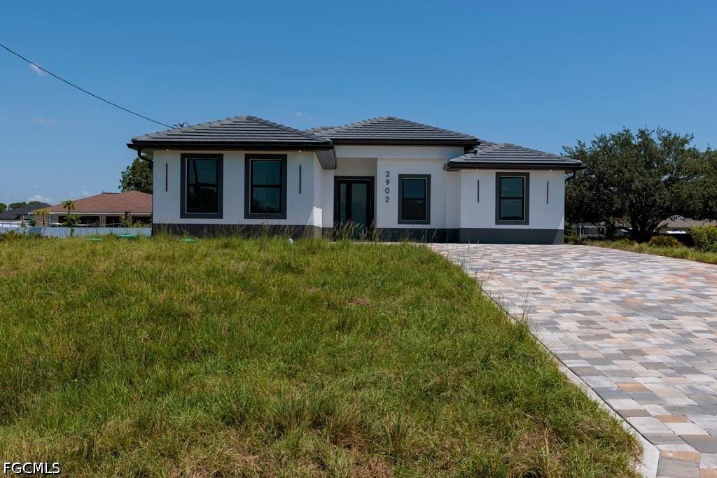 1010 Wagner Ave., Lehigh Acres, FL 33972