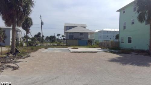 110 Washington Ave., Fort Myers Beach, FL 33931