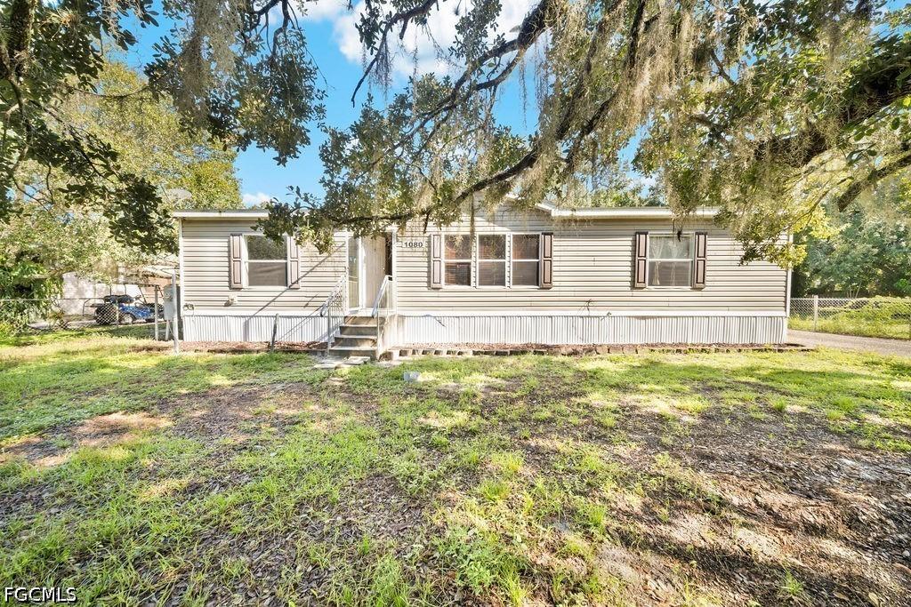 1080 Canopy Ln., Moore Haven, FL 33471