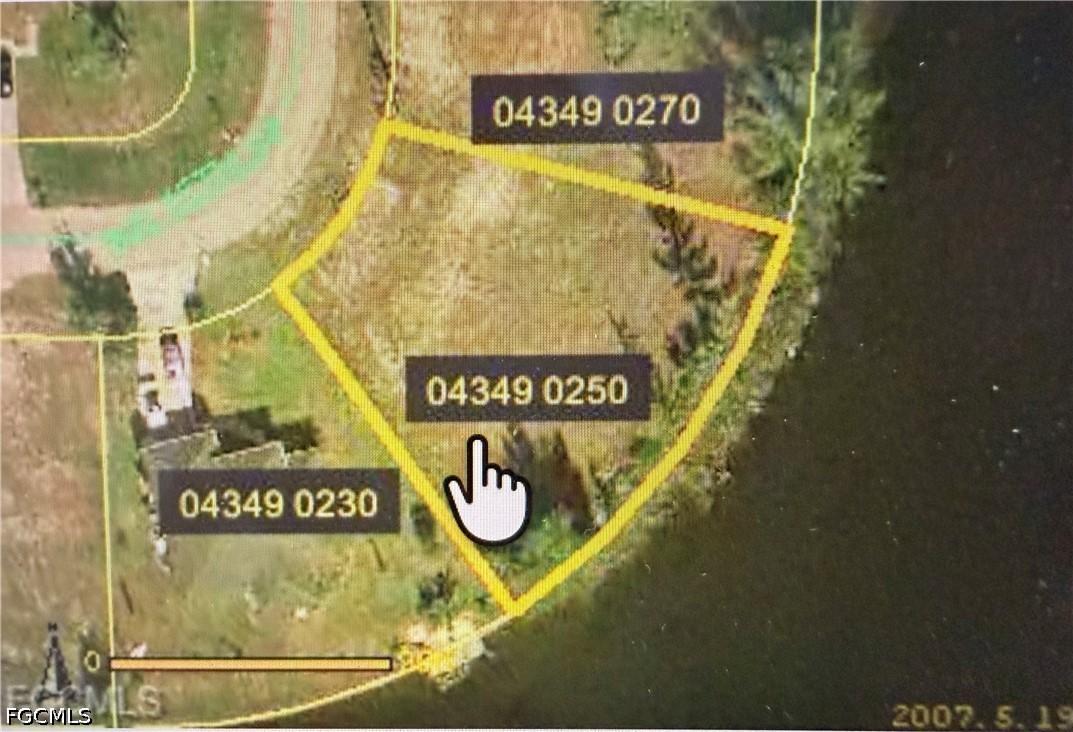 1433 SW 11th Ct., Cape Coral, FL 33991