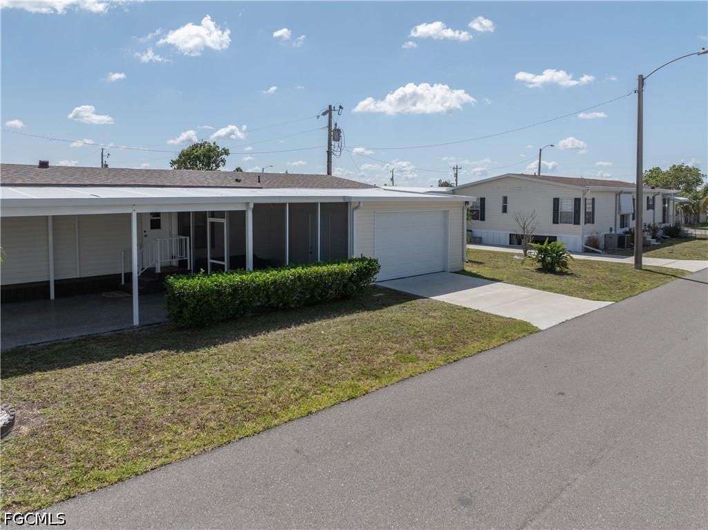 3408 Rainbow Ln., North Fort Myers, FL 33903