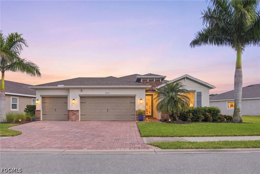 18121 Everson Miles Cir., North Fort Myers, FL 33917