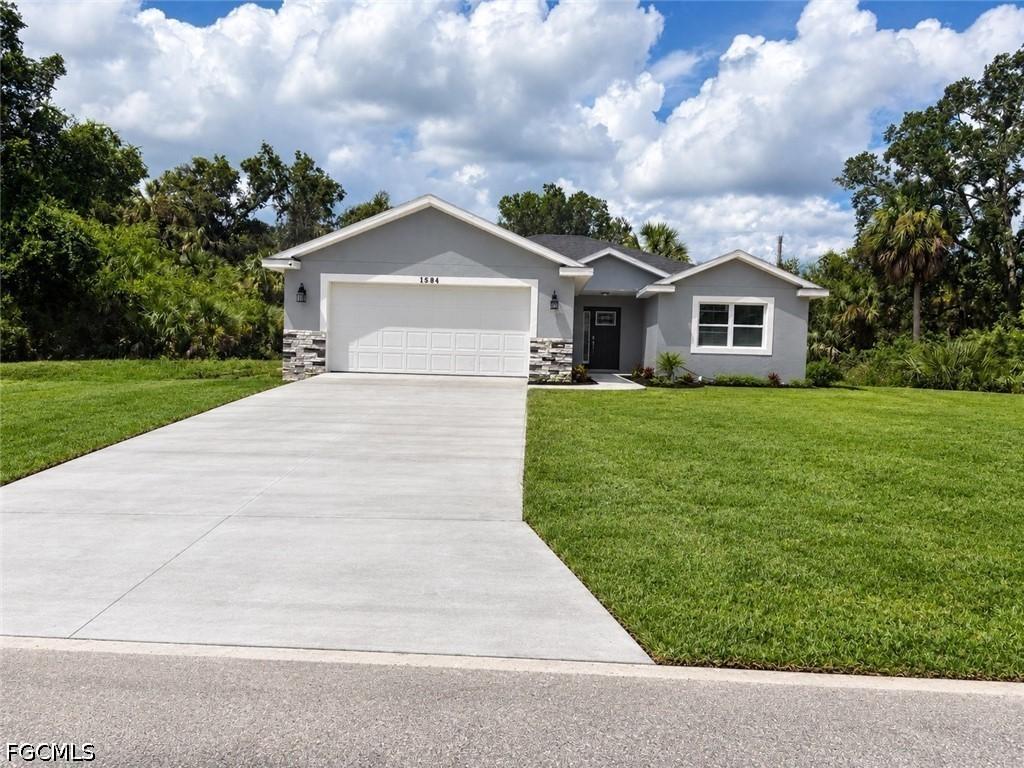 1581 New London St., North Port, FL 34288