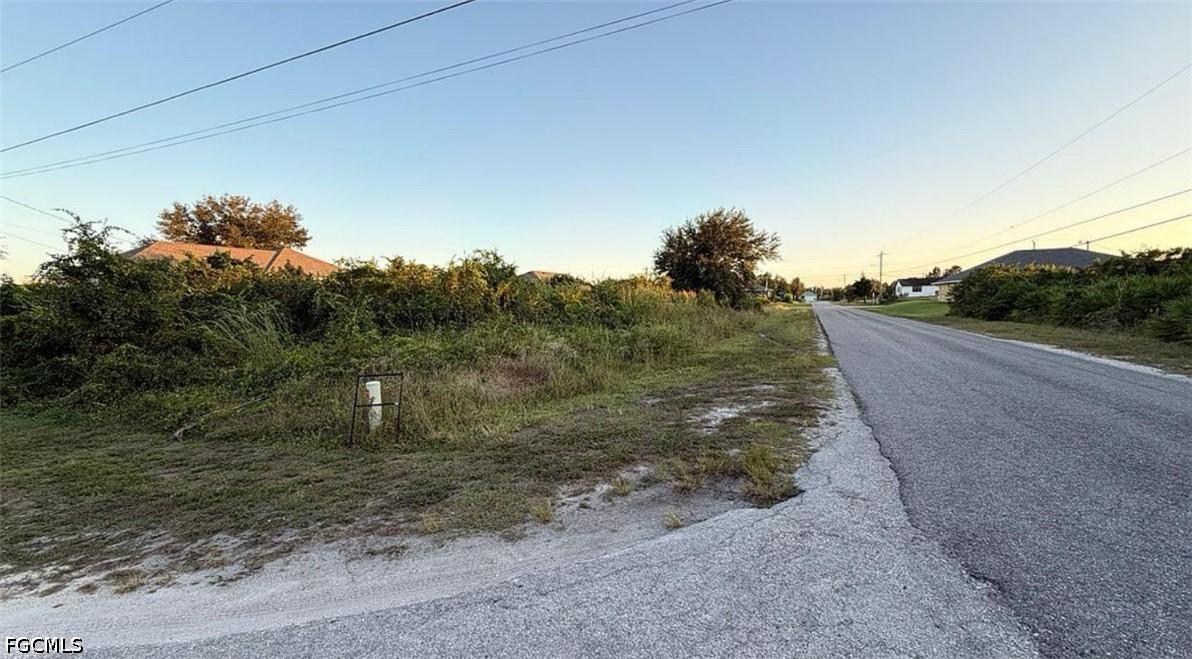 733 Worth Ave., Lehigh Acres, FL 33974