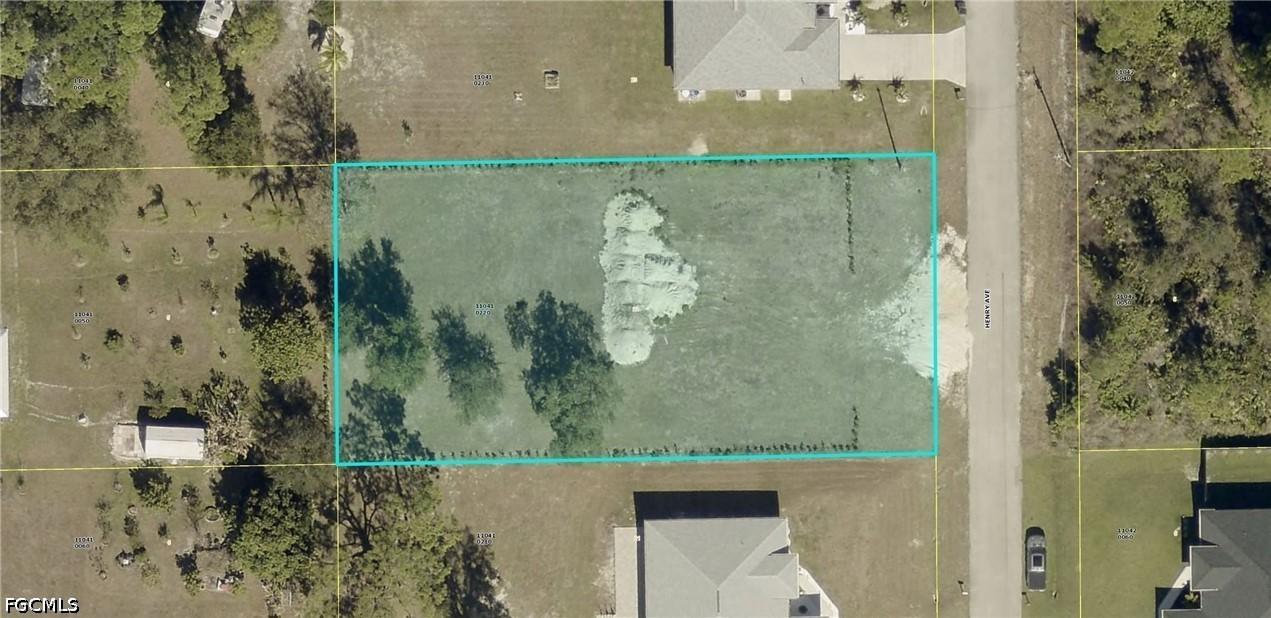 1117 Henry Ave., Lehigh Acres, FL 33972