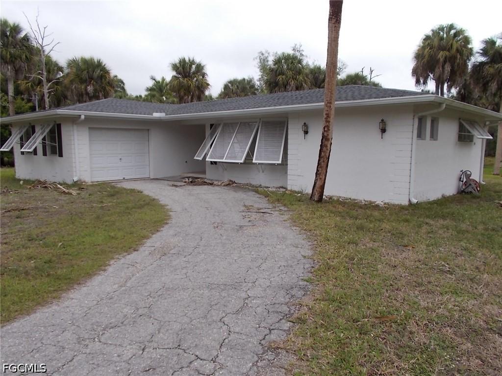 7046/7058 Maida Ln., Fort Myers, FL 33907