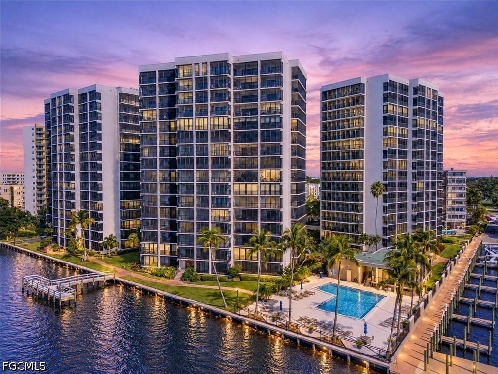 1910 Virginia Ave. #202, Fort Myers, FL 33901