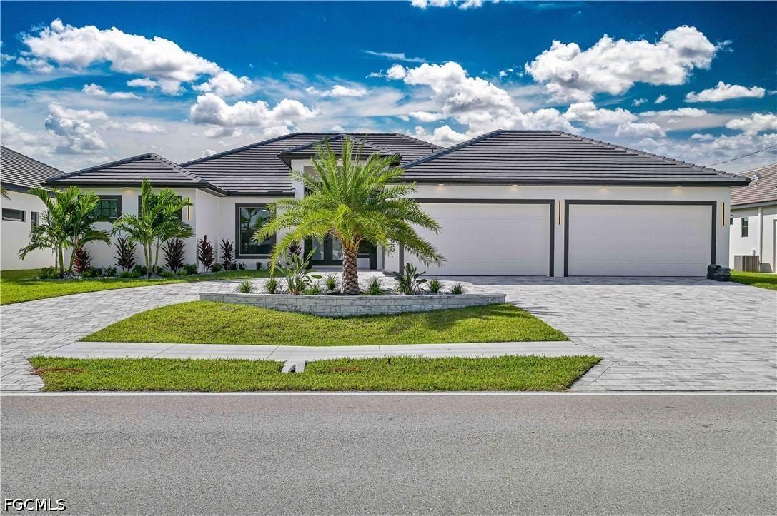1426 Mohawk Pkwy., Cape Coral, FL 33914