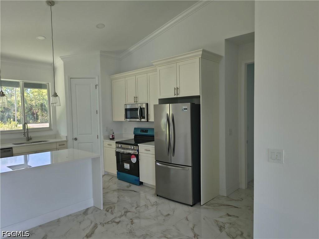 2919 52nd St., Lehigh Acres, FL 33971