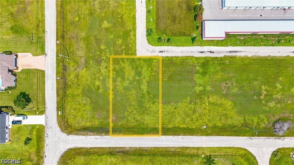 3227 NW 7th St., Cape Coral, FL 33993