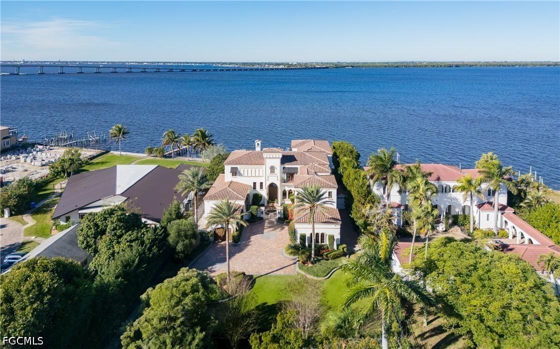 3836 Harold Ave., Fort Myers, FL 33901