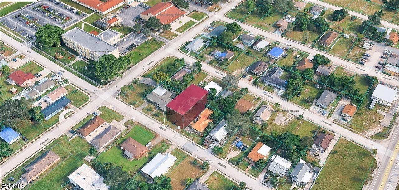 1923 High St., Fort Myers, FL 33916