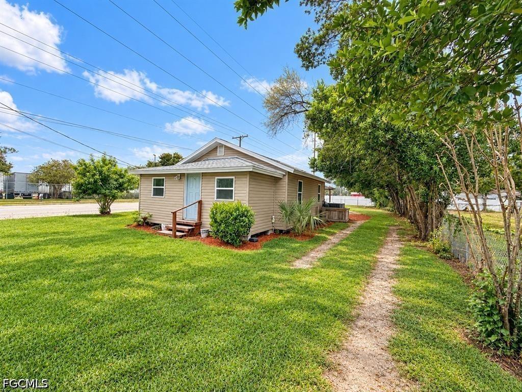 620 Oak St., Auburndale, FL 33823