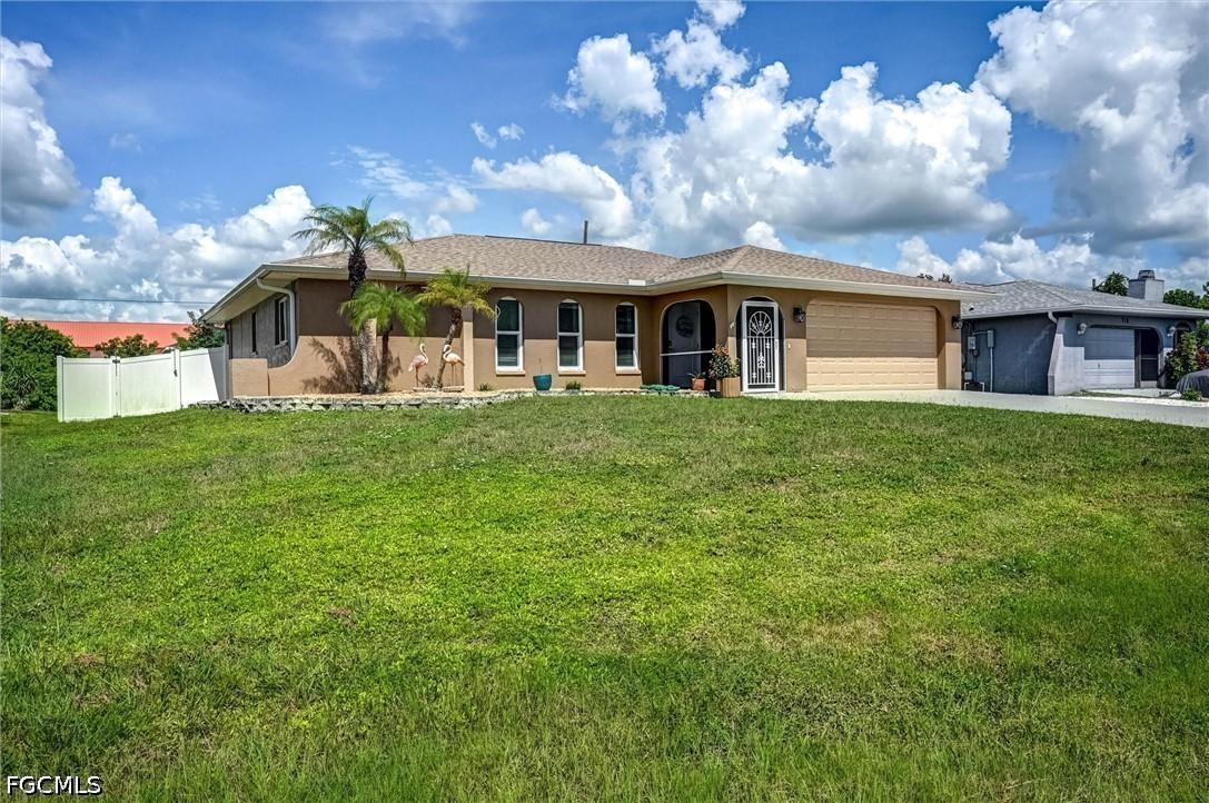 726 Calvert Ave., Port Charlotte, FL 33948