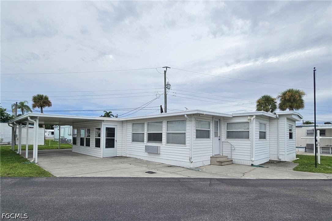 5558 Palm Beach Blvd. #69, Fort Myers, FL 33905