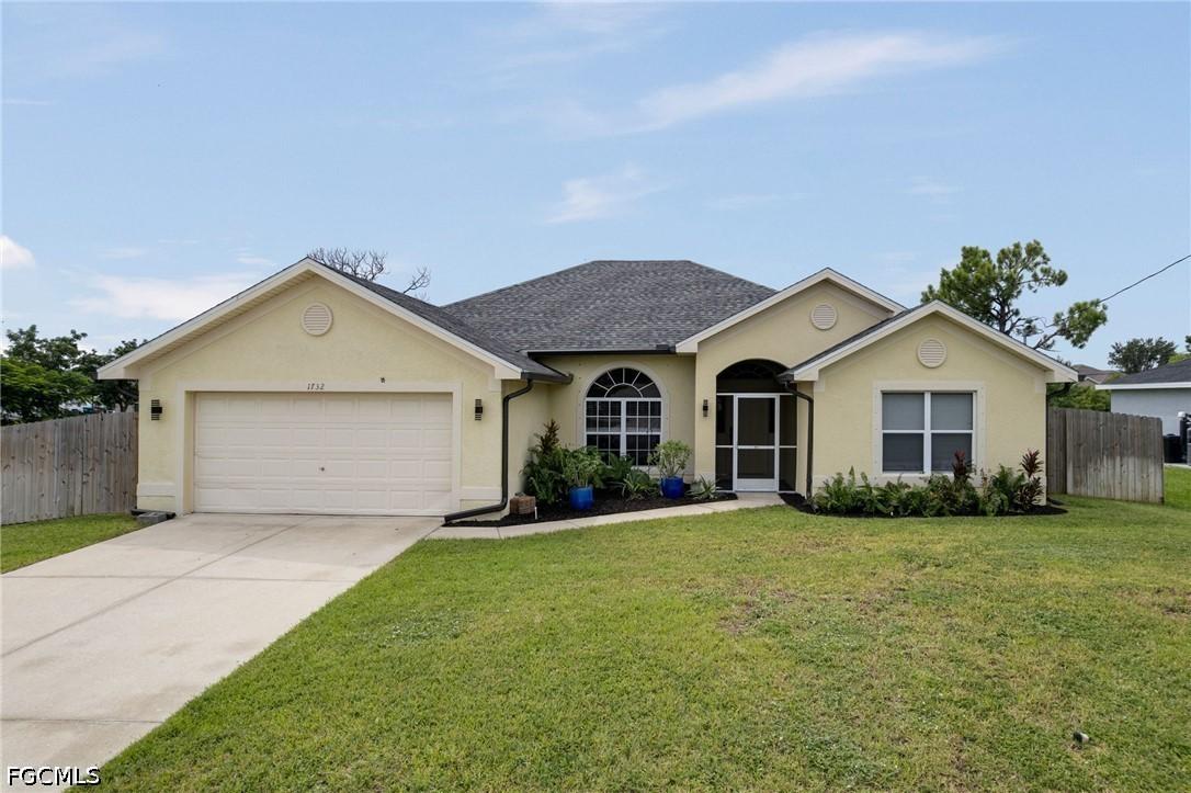 1732 NW 15th Ter., Cape Coral, FL 33993