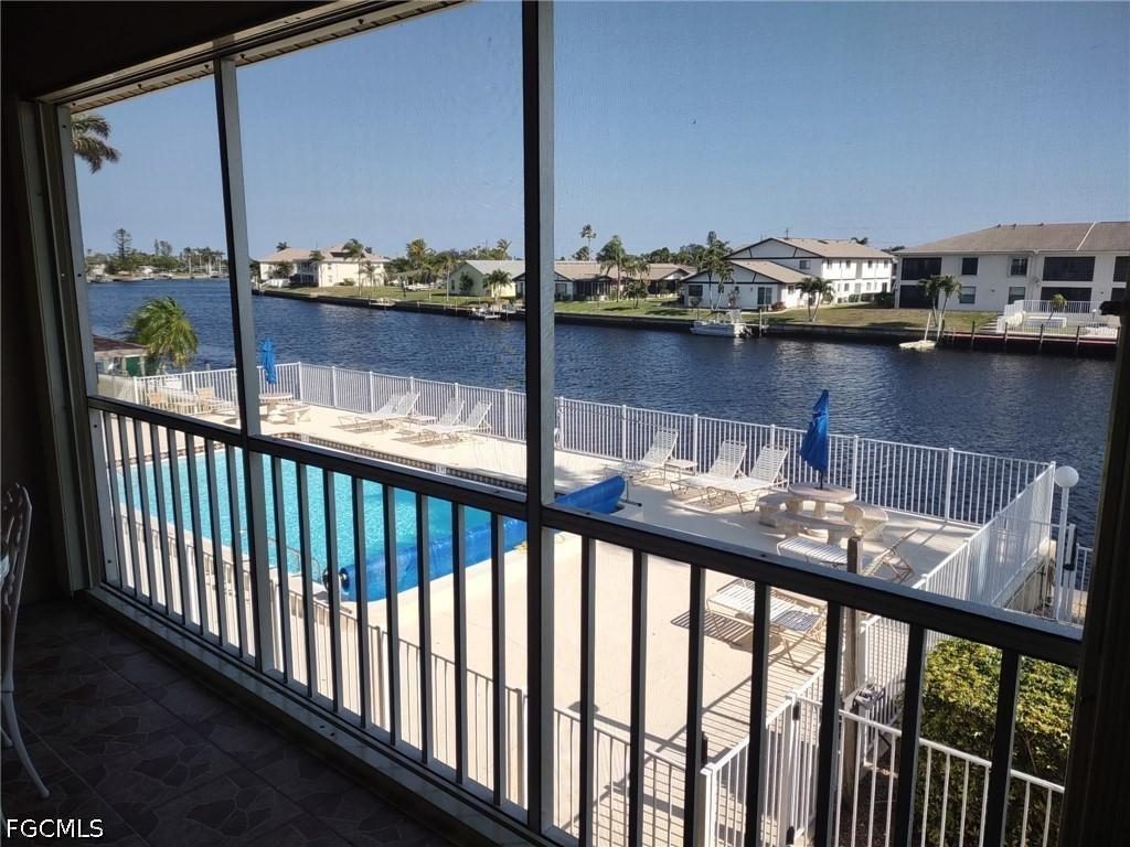 4417 Country Club Blvd. #B8, Cape Coral, FL 33904