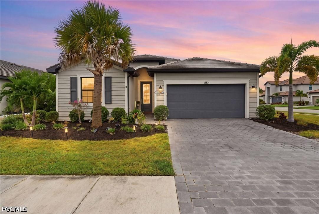 13814 Pine Lodge Ln., Fort Myers, FL 33913