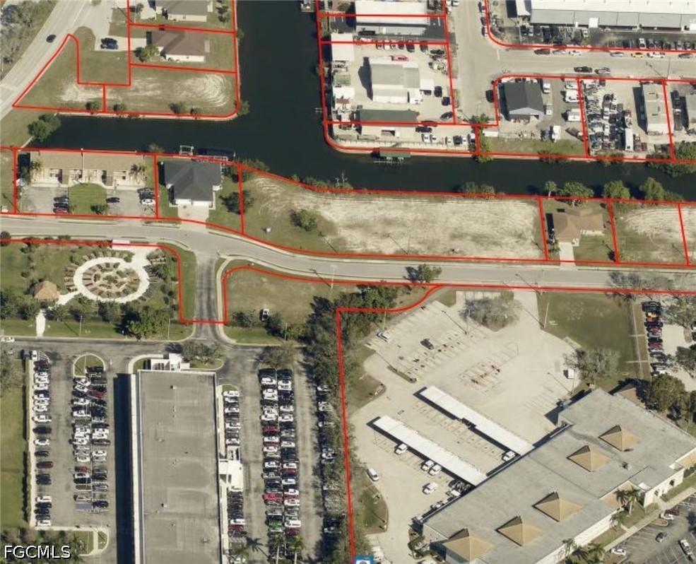 809 SE 10th St., Cape Coral, FL 33990