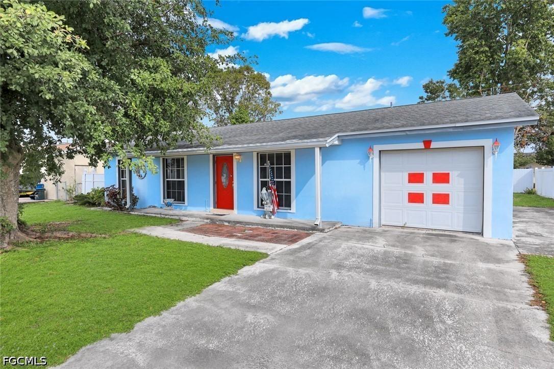 954 Jolly Rd., North Fort Myers, FL 33903