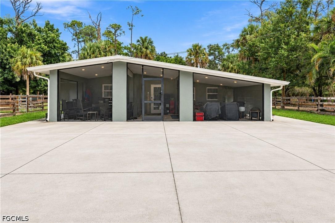 17671 Palm Creek Dr., North Fort Myers, FL 33917