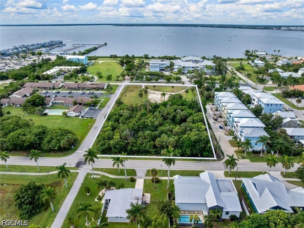 925 W Marion Ave., Punta Gorda, FL 33950