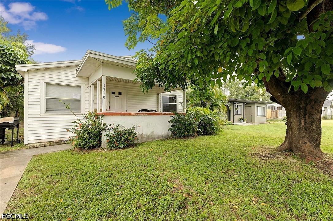 1718 Sunset Pl., Fort Myers, FL 33901