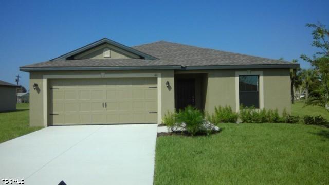 411 Shadow Lakes Dr., Lehigh Acres, FL 33974