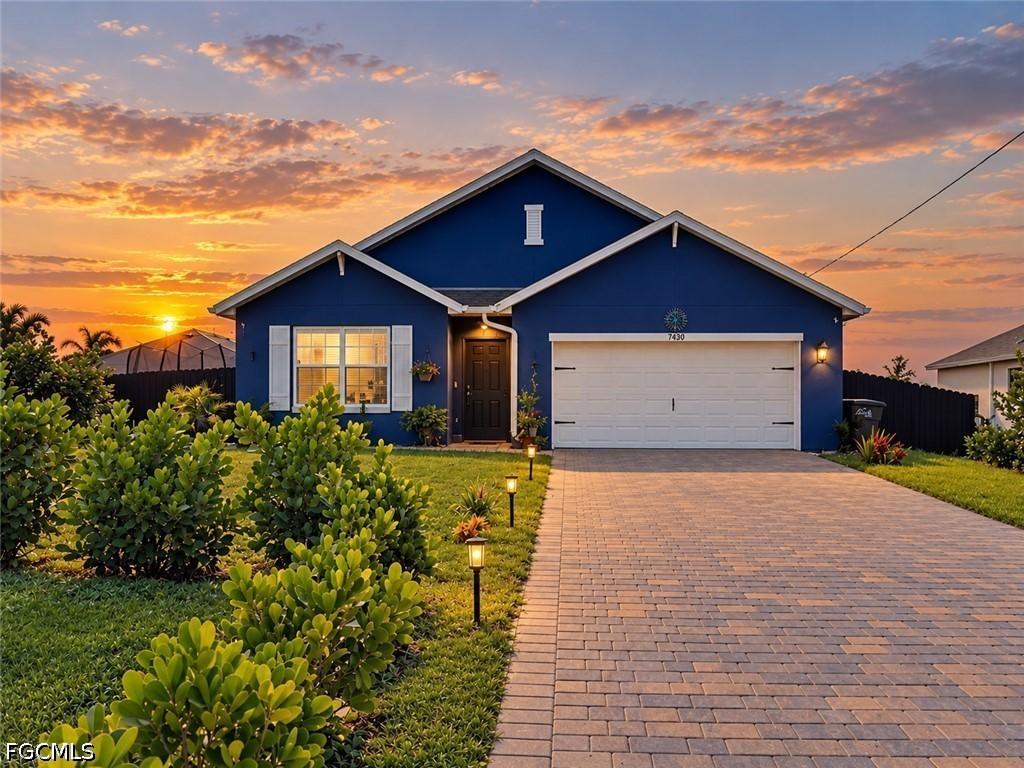 2430 NW 9th Ter., Cape Coral, FL 33993