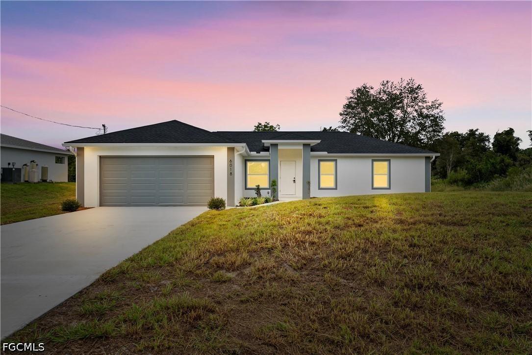 6018 Paula Ave., Lehigh Acres, FL 33971