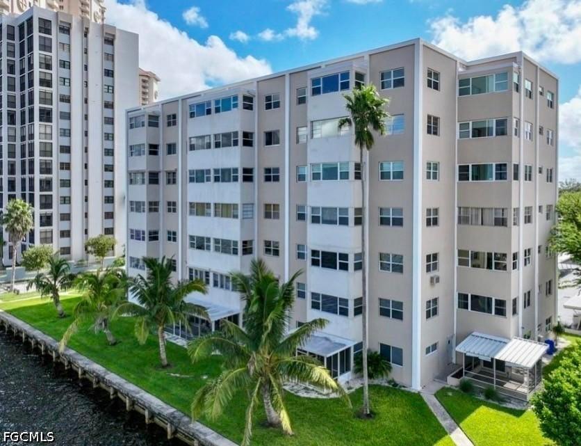1900 Clifford St. #204, Fort Myers, FL 33901
