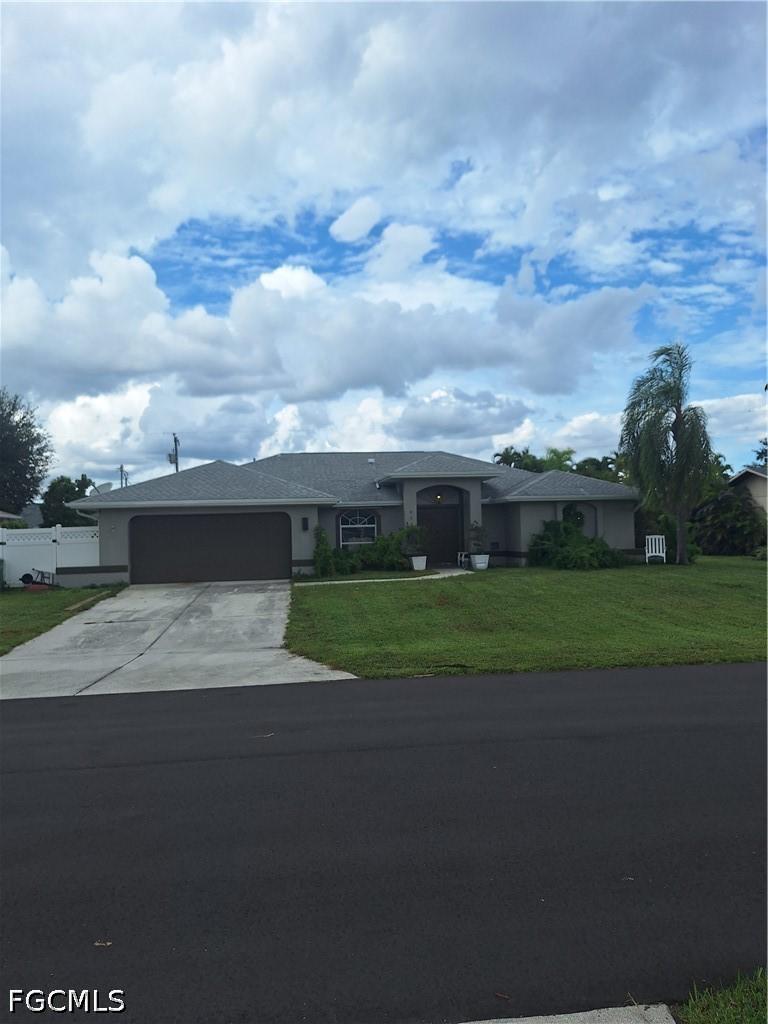411 SE 30th St., Cape Coral, FL 33990