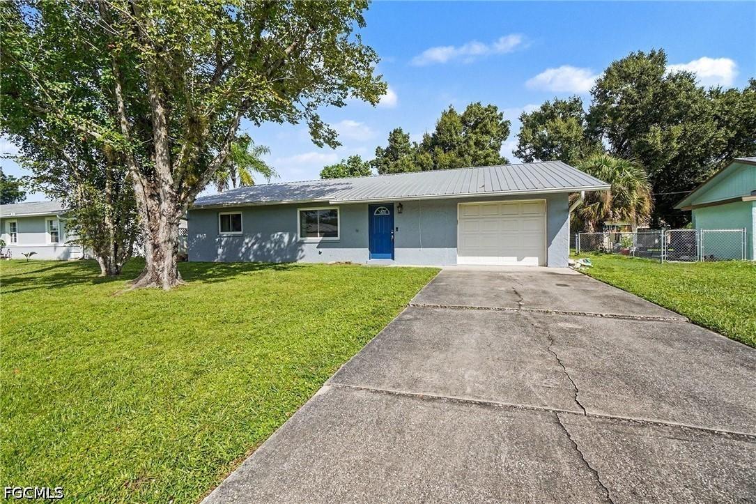 13250 2nd St., Fort Myers, FL 33905