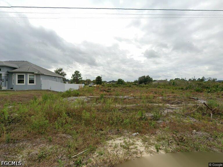 2511 15th St., Lehigh Acres, FL 33976