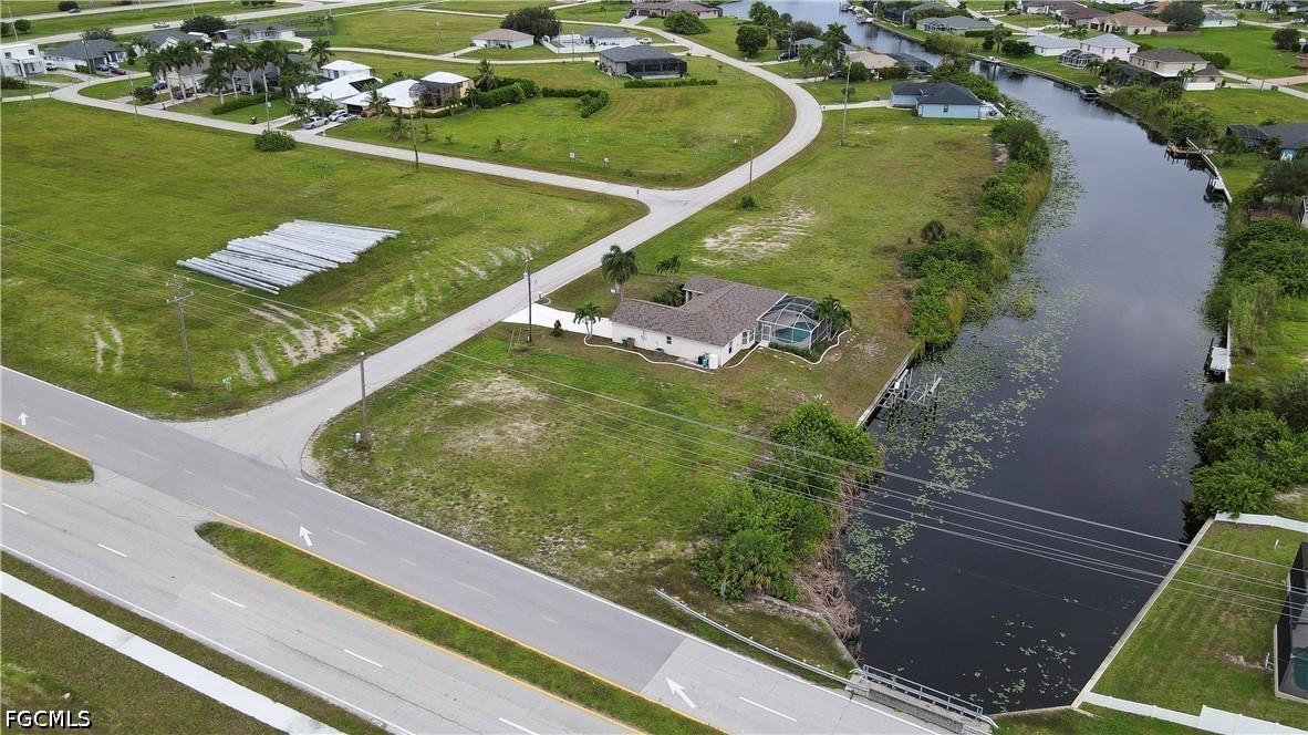 1 NW 30th Pl., Cape Coral, FL 33993