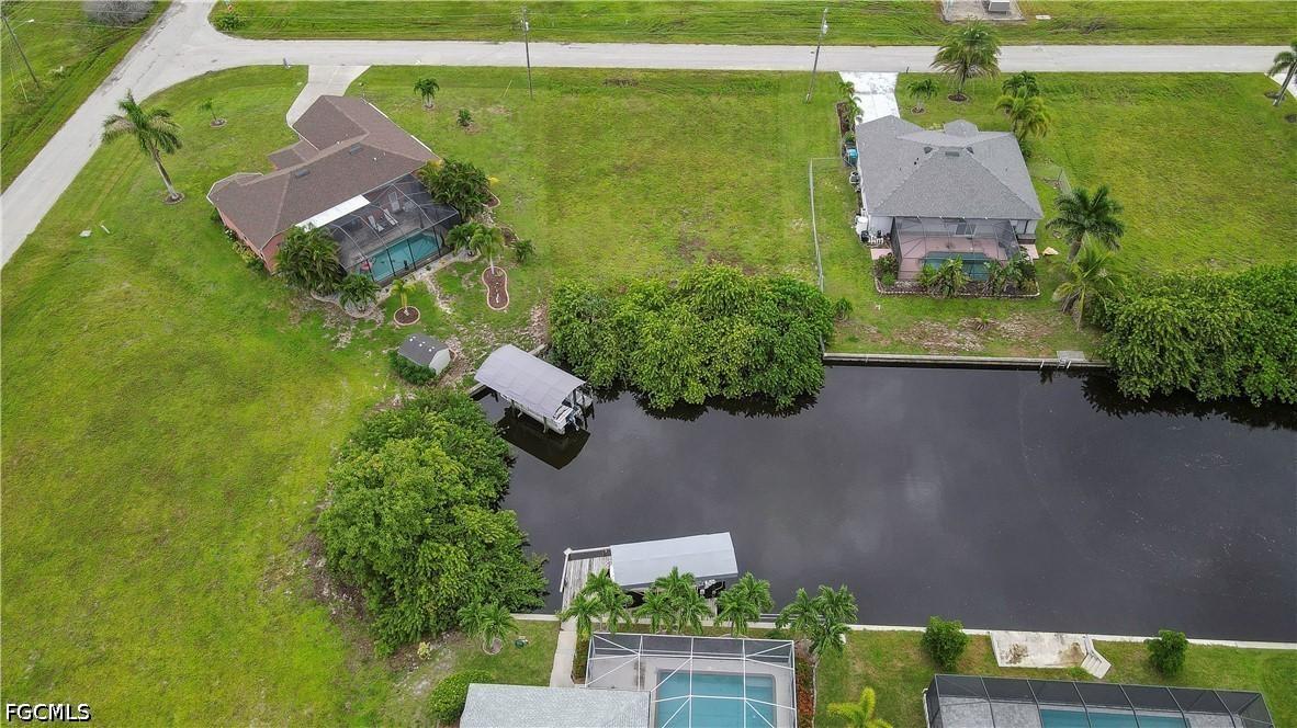 614 NW 32nd Pl., Cape Coral, FL 33993