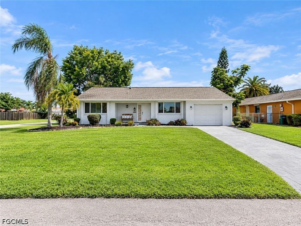 3801 SE 10th Ave., Cape Coral, FL 33904