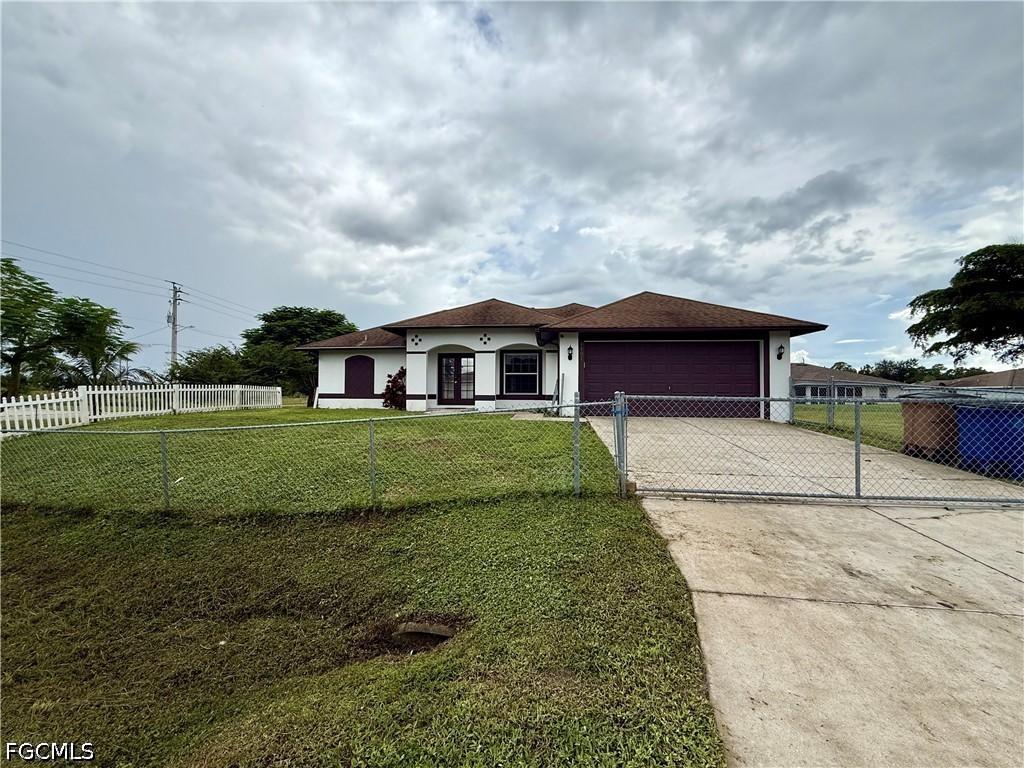 4401 27th St., Lehigh Acres, FL 33973