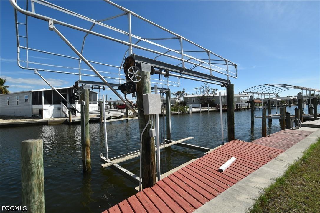 16 Nancy Ln., Fort Myers Beach, FL 33931