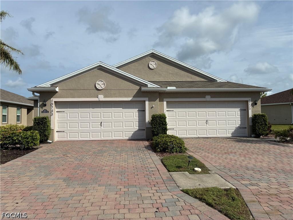 10733 Crossback Ln., Lehigh Acres, FL 33936