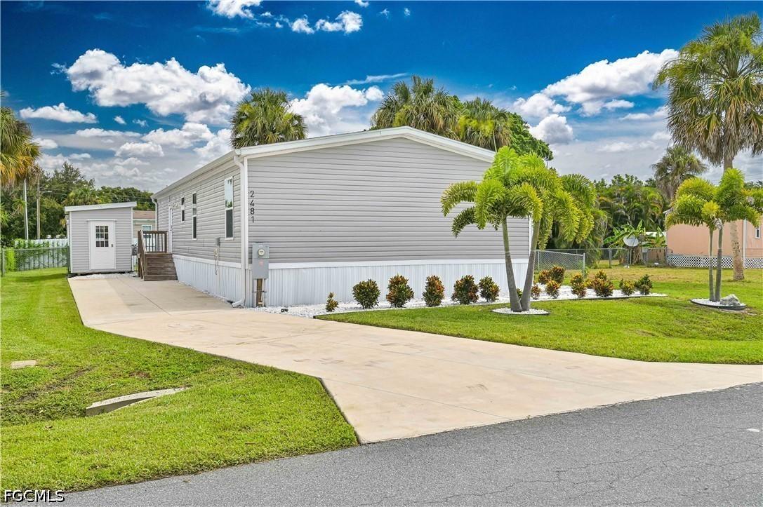 2481 Austin Smith Ct., North Fort Myers, FL 33917