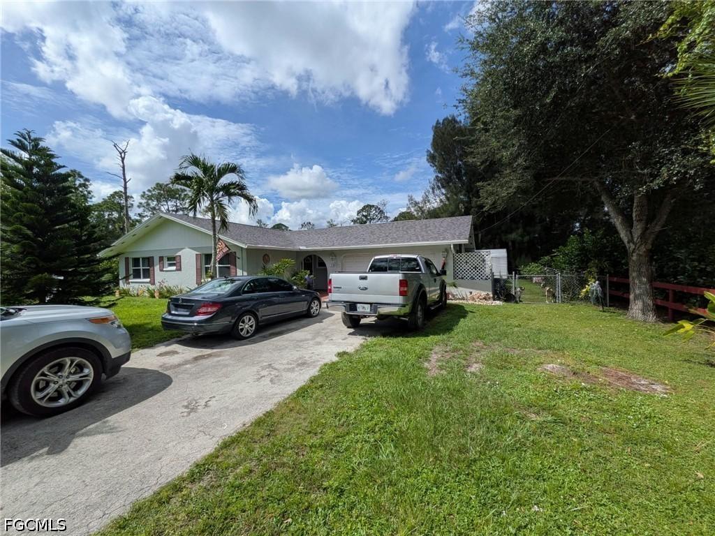 20503 Fern Cir., North Fort Myers, FL 33917