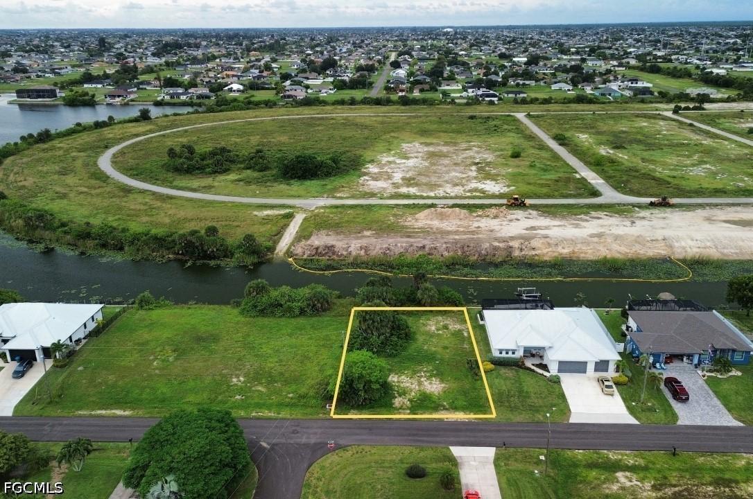 2118 NE 13th Ave., Cape Coral, FL 33909