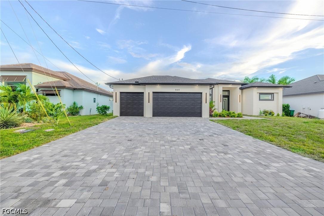 920 SE 5th Ter., Cape Coral, FL 33990