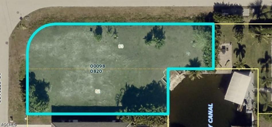 4901 Seville Ct., Cape Coral, FL 33904
