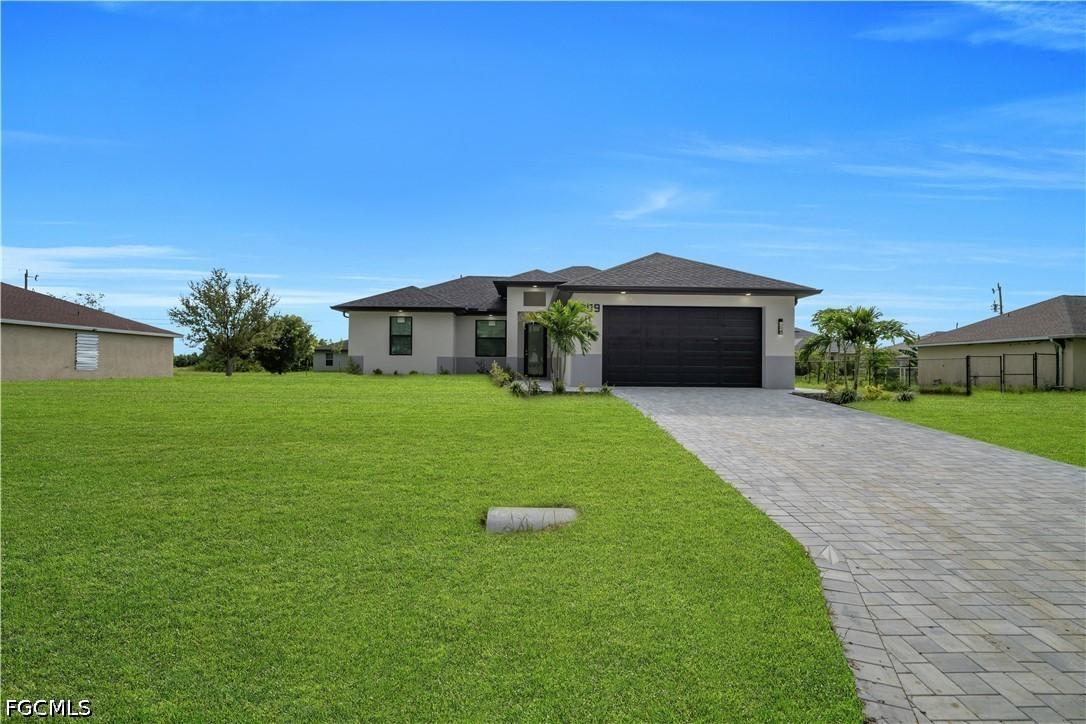 1909 NE 19th Pl., Cape Coral, FL 33909