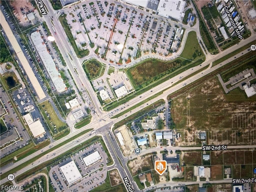 427 SW 2nd Ter., Cape Coral, FL 33991