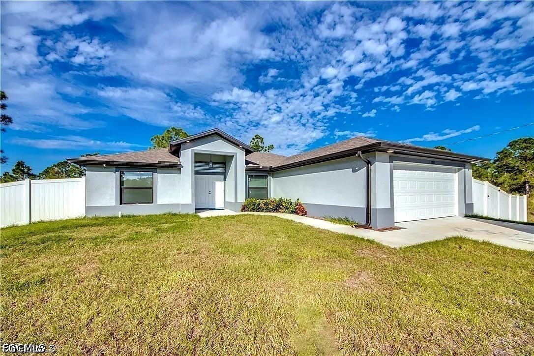 1703 Edison Ave., Lehigh Acres, FL 33972