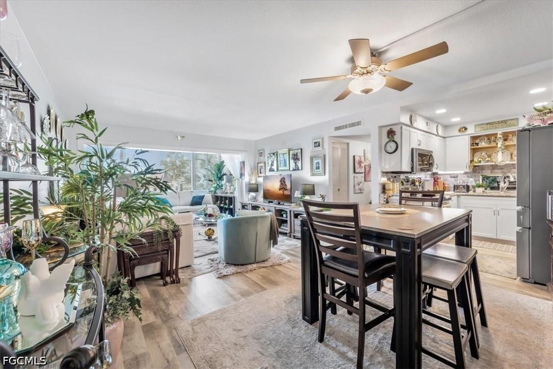 2290 Aaron St. #207, Port Charlotte, FL 33952